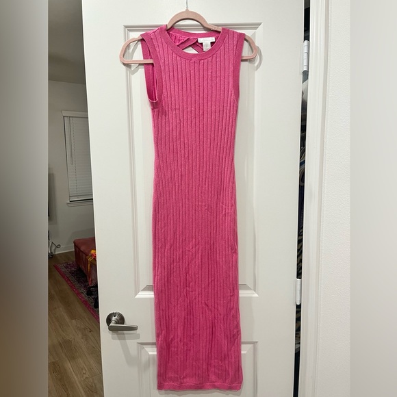 Pink midi dress open back with shimmer - Picture 5 of 6